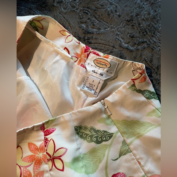 Talbots Petites Pure Silk Size 2 Pants - Picture 2 of 3